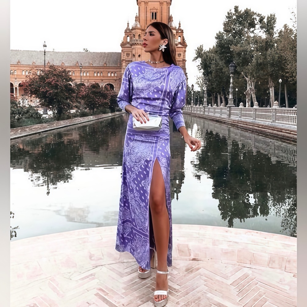 🆕(NWT) ZARA Bloggers Fav Paisley Satin Long Sleeved Midi/Maxi Dress. Purple. LG